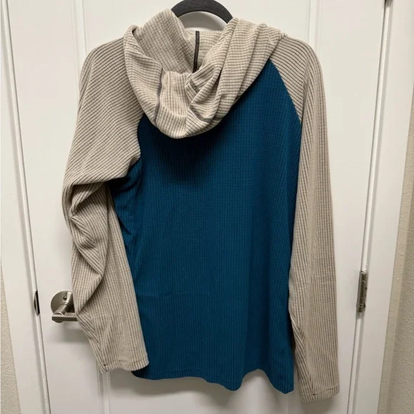 Melanzana “Mellie” Microgrid Hoodie - blue and cream - large - Picture 4 of 4